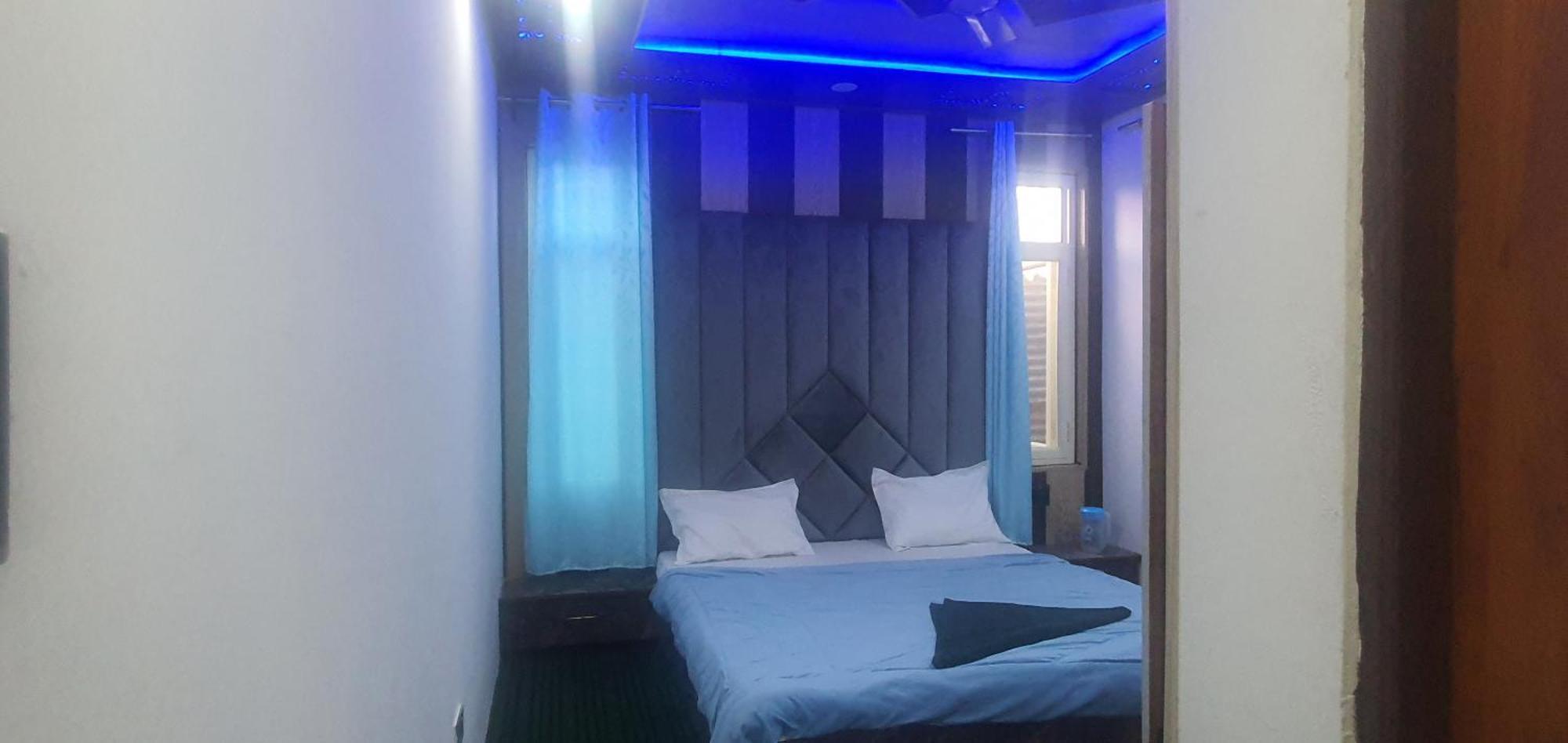 Hotel Resonance Exotic Srīnagar Dış mekan fotoğraf