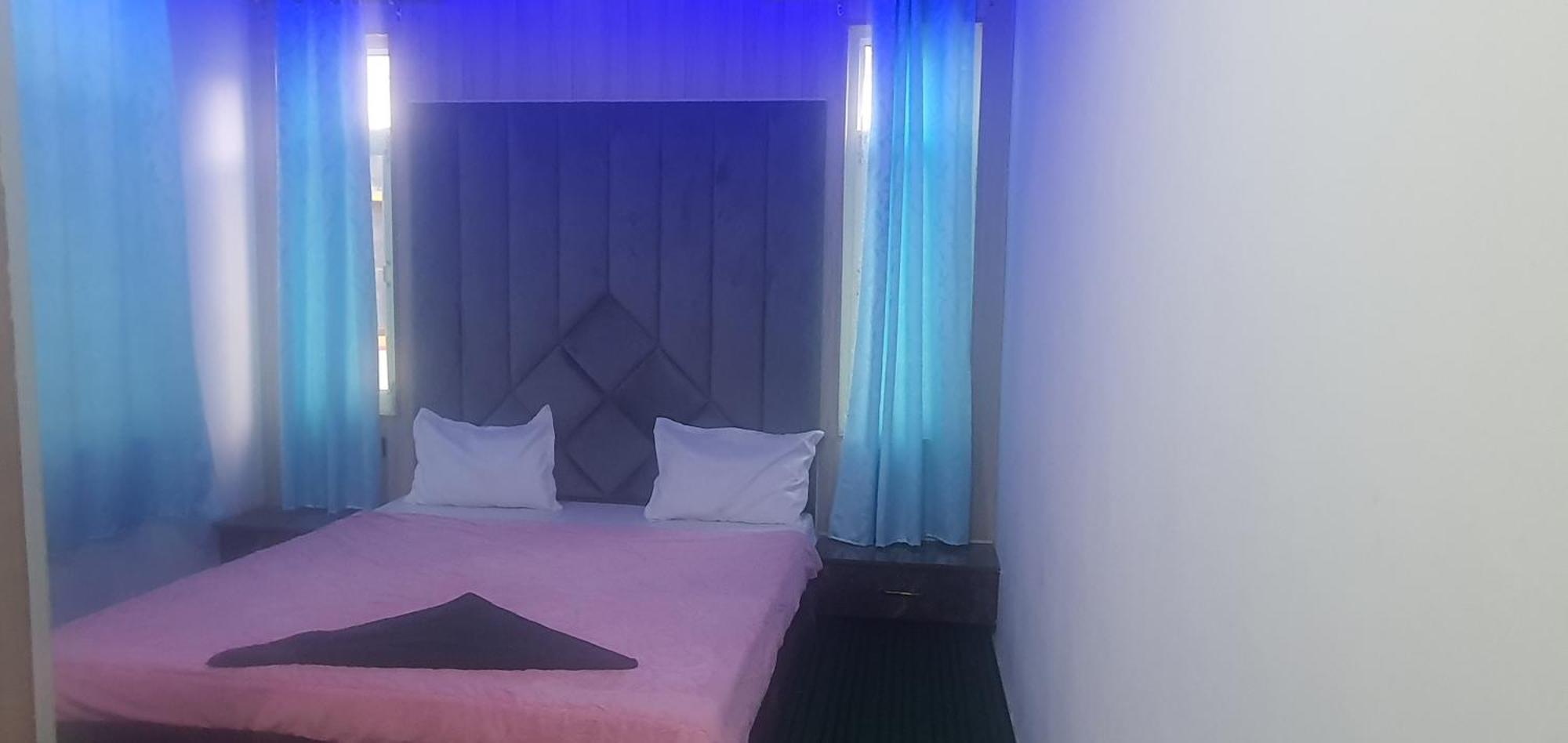 Hotel Resonance Exotic Srīnagar Dış mekan fotoğraf