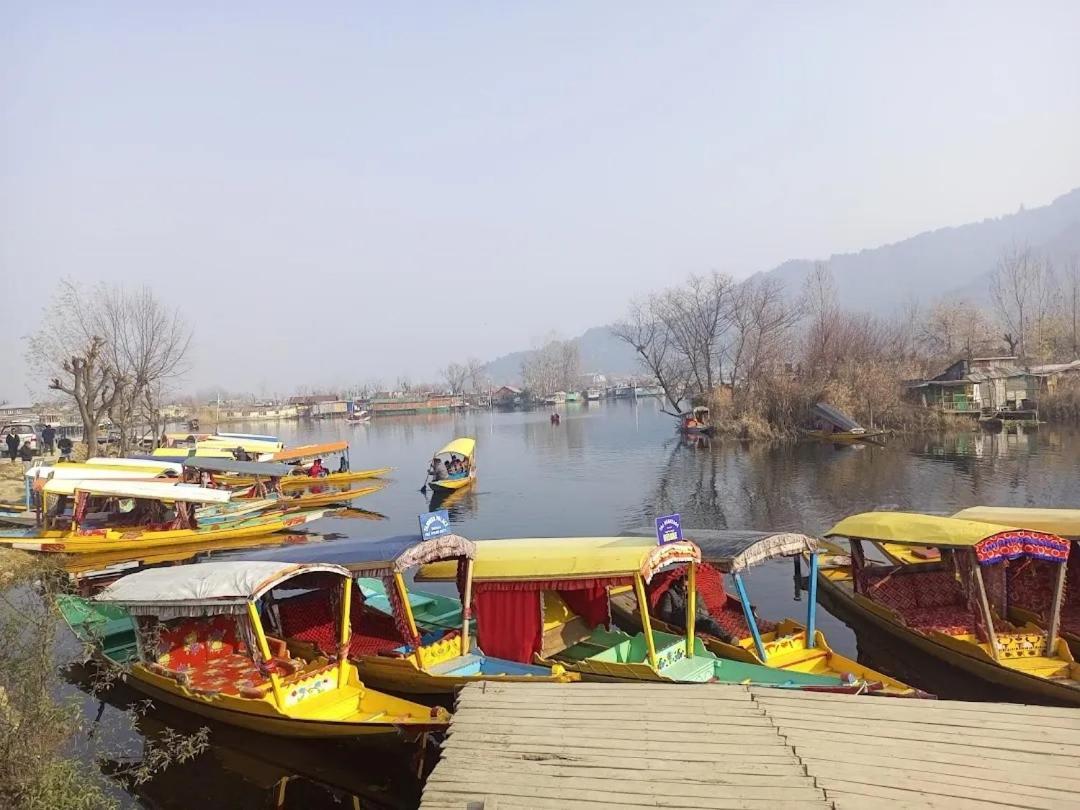 Hotel Resonance Exotic Srīnagar Dış mekan fotoğraf