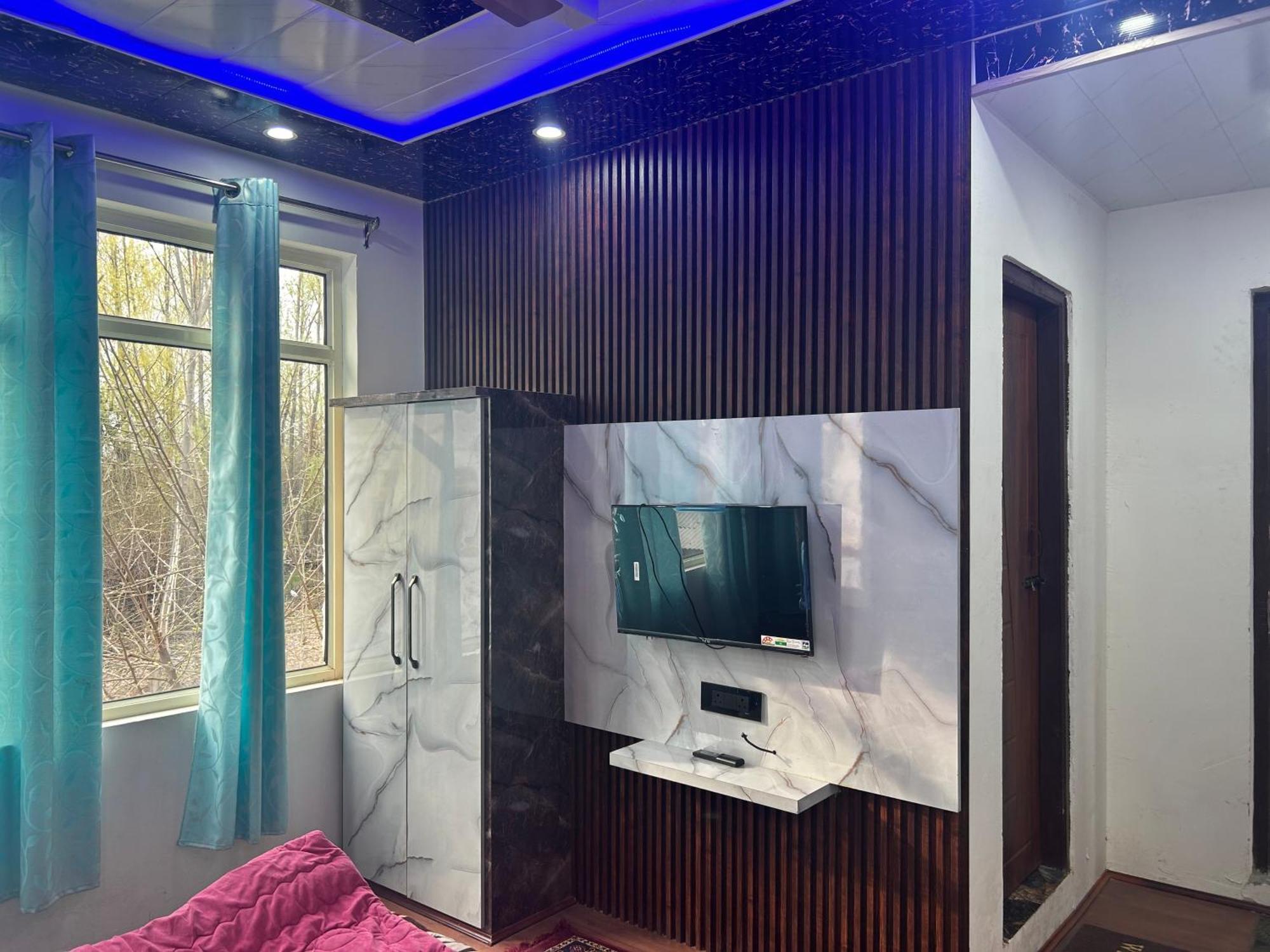 Hotel Resonance Exotic Srīnagar Dış mekan fotoğraf